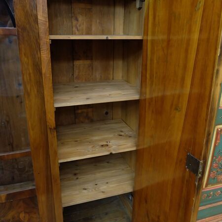 wunderschöner Biedermeier Kasten